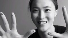 惠若琪蜂腰诱人可口 露脐装扮露人鱼线卖萌