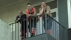 博阿滕女友变身车模 兔女郎黑丝网纹火辣勾人