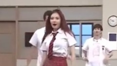 泫雅可爱+性感的舞蹈...竟然被个男人逆袭了