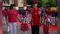 女儿情 六小龄童在赣州市滨江第二小学