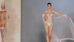 andray 内衣走秀美女云集