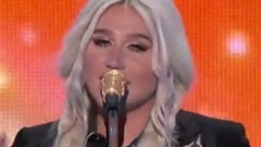 Kesha,Macklemore - iHeartRadio Music Festival 2017