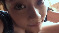 我悄悄地蒙上你的眼睛