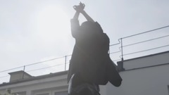 少年企画诚意制作 宋茜巴黎时装周秀前影像正式公开