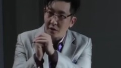 电影<城市之光>邪气讼棍,一旁的邓超也太苍老了吧!