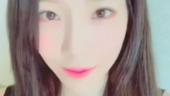 taeyeon_ss更新自拍美颜一则