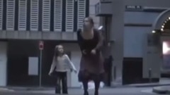 澳大利亚公益视频有样学样的孩子