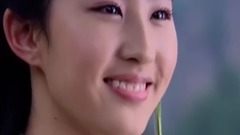 胡歌 李易峰 刘亦菲 这些男神女神的倾心一笑你苏了吗?