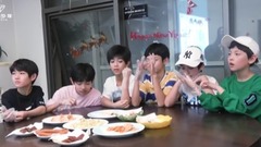 YHBOYS日常:乐华少年零食大作战