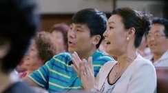 电视剧<梦想越走越近>第14集预告-文秀看文艺演出