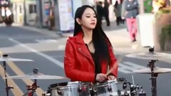 韩国波普乐队鼓手- Yeon美