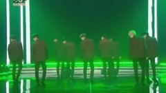 Going Crazy - KBS音乐银行现场版 17/10/20