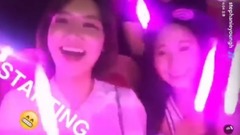 帕尼秀英允儿观看泰妍的演唱会