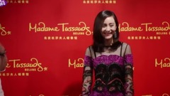 杨幂假扮蜡像整蛊游客 入驻杜莎夫人蜡像馆