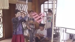 电视剧<扶摇>片场花絮 杨幂花式比心萌到飞