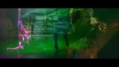 Rihanna - Pour It Up