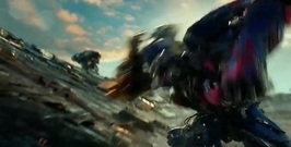 <变形金刚5>曝最新预告"汽车人"气势燃爆