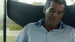 电影<绝对控制>埃德改变布鲁斯南的生活方式