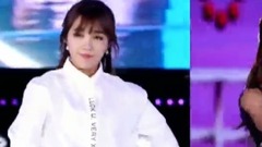 一个人的双人舞