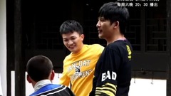 <拜见小师父>大张伟学艺遭小师父"嫌弃"