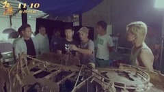 <狂兽>凝聚三国打造海中恶战 张晋水下玩命实拍1个月