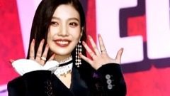 'Peek-A-Boo'展示照片场景