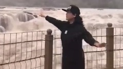 黄河牵着我的手