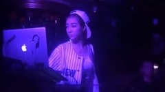 伤感DJ舞曲<就当我们没爱过>,好听极了,单曲循环试听!