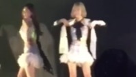少女时代,太妍(少女时代) - 少女时代四巡演唱会泰妍宝宝撩妹脱上衣