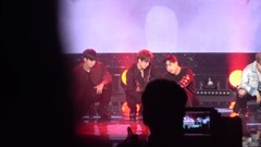 Fire UNIT B White 饭拍版 17/11/05