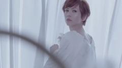 被风吹散的人们