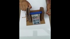 在家印钞票?还有印钞机?钻进钱眼里了吧!