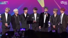 防弹少年团红毯 - 2017MAMA in Hong Kong现场版 17/12/01