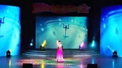 自己唱自己的歌