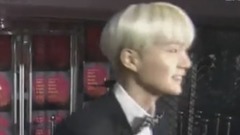 红毯采访防弹少年团cut