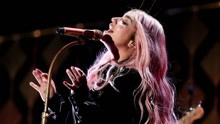 Kesha - Kesha Live At Jingle Ball 2017