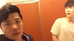 恶搞!将头突然靠在陌生人肩头...