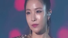 她抚媚的双目秋水荡漾,说不尽的温柔可人舞台合集(第79弹)