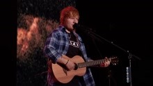 Ed Sheeran - Castle On The Hill Jingle Bell Ball现场版 2017
