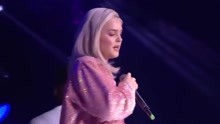 Anne-Marie - Alarm Jingle Bell Ball现场版 2017