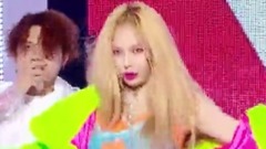 Lip&Hipt& Merry&Happy&Heart Shaker