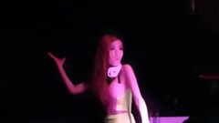 爱你却离开了我