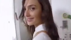 Her Boyfriend Perspective When One Day Wonder Woman Gail Plus One Gal Gadot's Boyfriend!