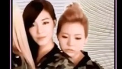 少女时代 被Sunny抱住上下其手的Tiffany