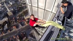 老外玩极限运动太危险!不可思议