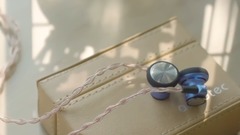 Taylor Swift - 一款有情怀的平头耳塞—阿思翠 Lyra Collection