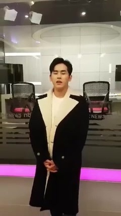 李浩沅 INS新年问候