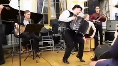 轻音乐 - 自由探戈(手风琴)