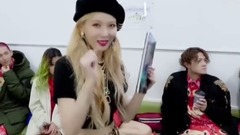 <Lip & Hip> Last Week Behind