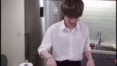 GOT7有谦在直播中跳DNA&提到柾国cut